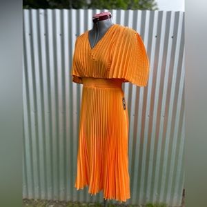 NWT Express gold satin pleated, vintage style, tea length dress w shawl Small